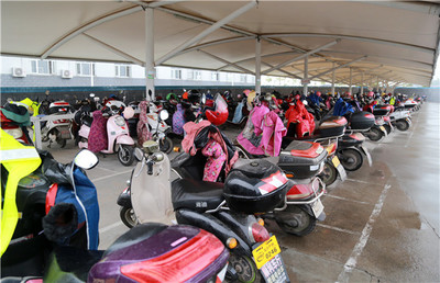 電動車上牌服務(wù)進(jìn)企業(yè) 便捷高效的安全管理新舉措